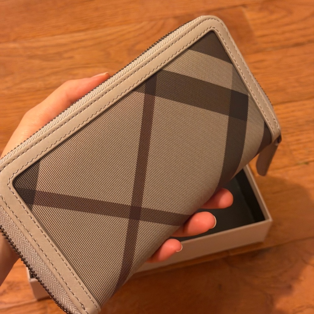 Burberry Tan Canvas Zip Cardholder Wallet Clutch